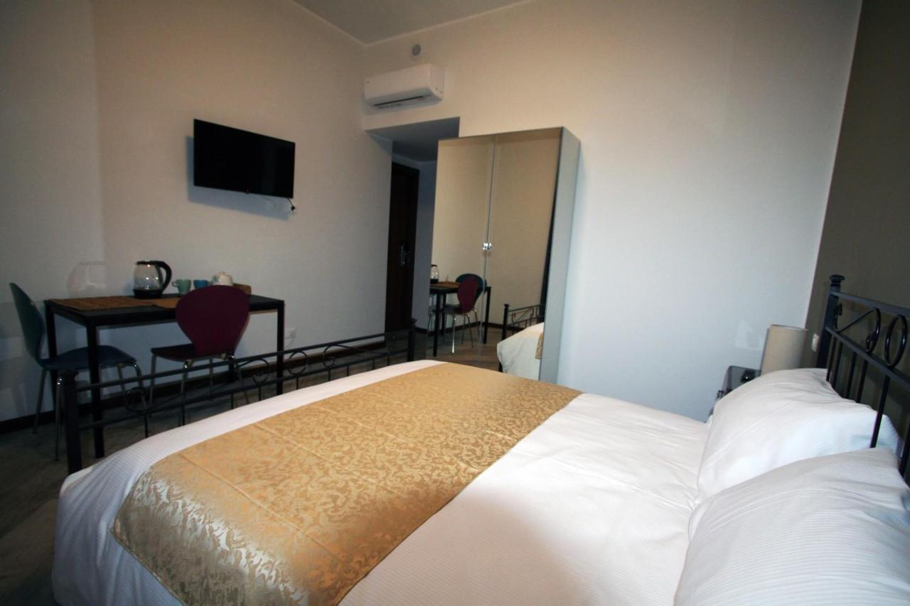 Sansirofiera Rooms Milão Exterior foto